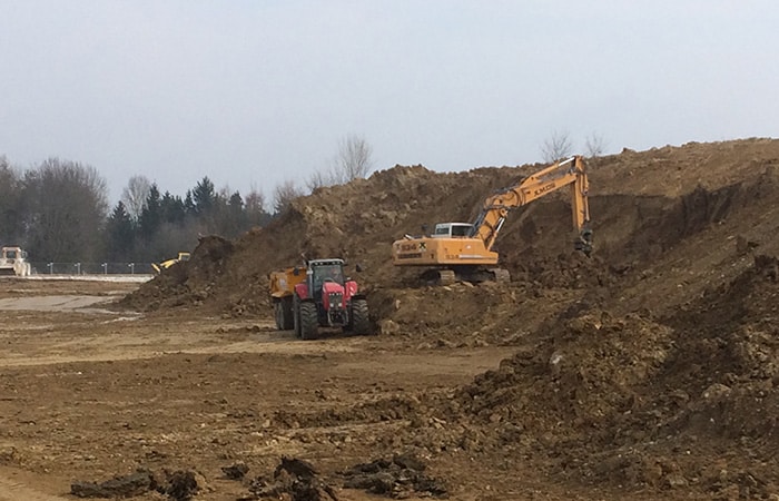 Erdbau, Geländeregulierung in Herbrechtingen