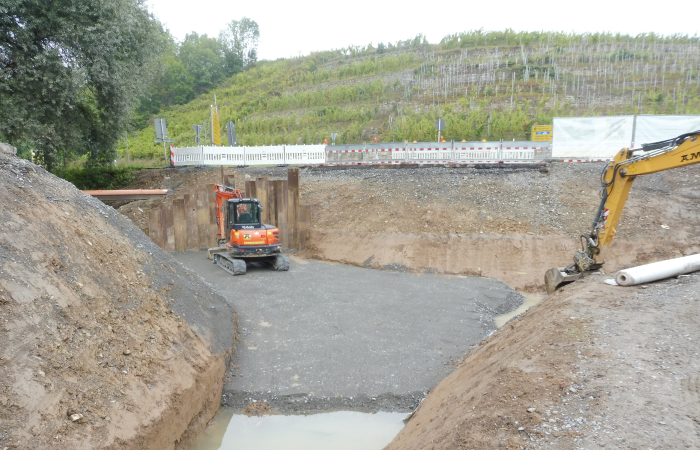 Tief- und Straßenbauarbeiten sowie Bau Unterführungsbauwerk