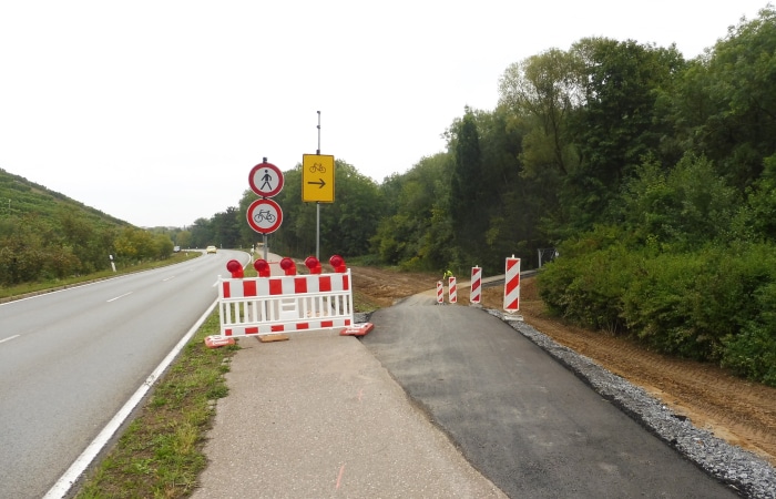 Tief- und Straßenbauarbeiten sowie Bau Unterführungsbauwerk