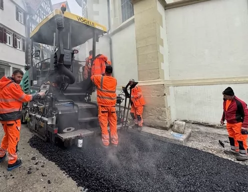Asphaltkolonne - Saisonstart 2024