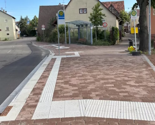 Bushaltestelle Brackenheim-Hausen